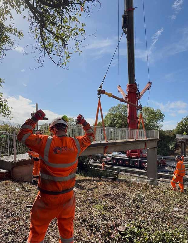 large-bridge-steel-work